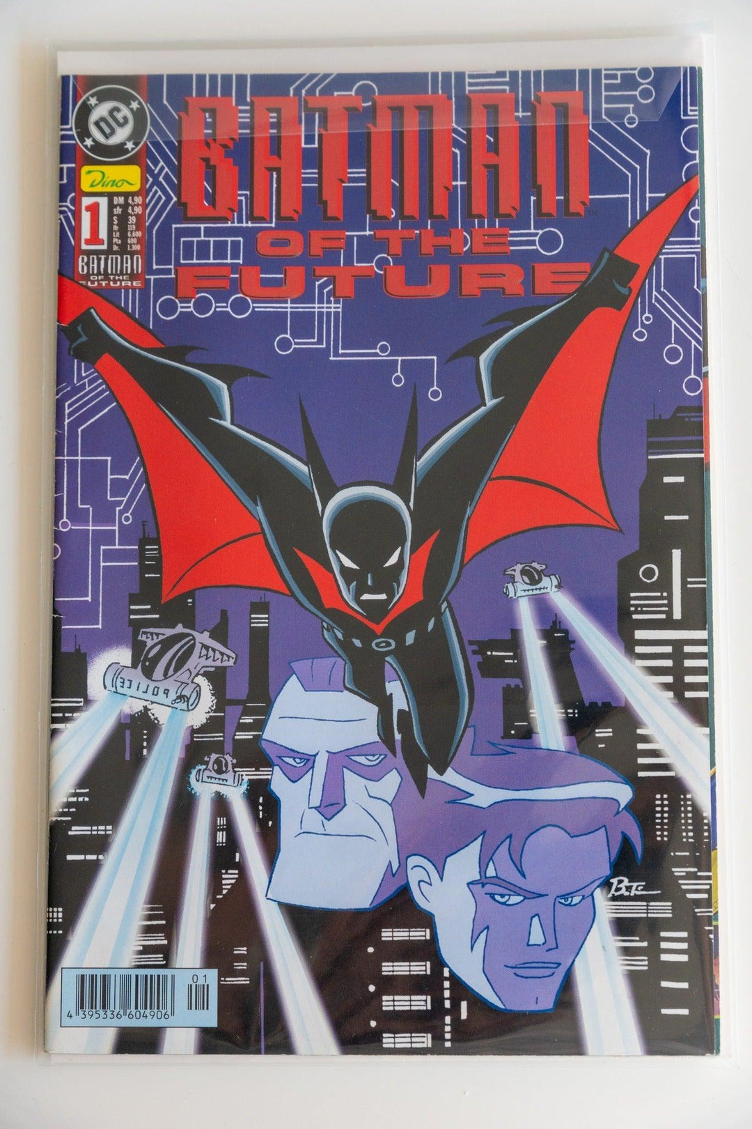 DC COMICS BATMAN OF THE FUTURE #1 DEUTSCH - Bobbis Store Hunde